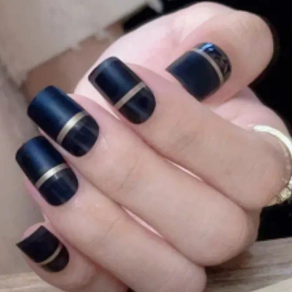 2/$16 Black Matte & Glossy  Press on Nails